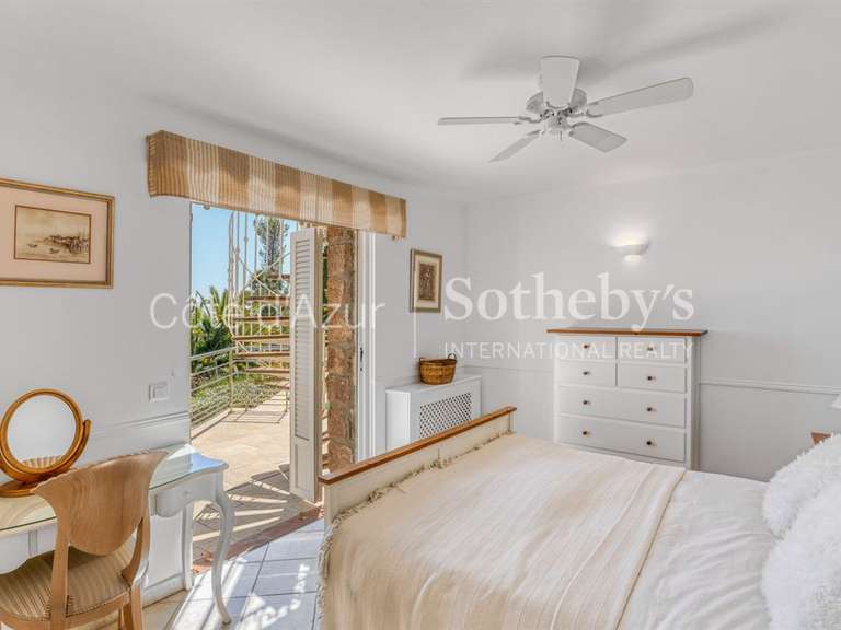 House with Sea view Théoule-sur-Mer - 4 bedrooms - 231m²