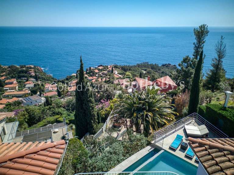 House with Sea view Théoule-sur-Mer - 4 bedrooms - 231m²