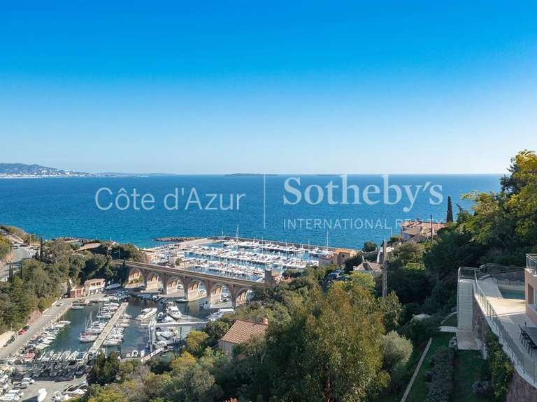 Maison Théoule-sur-Mer - 4 chambres - 150m²