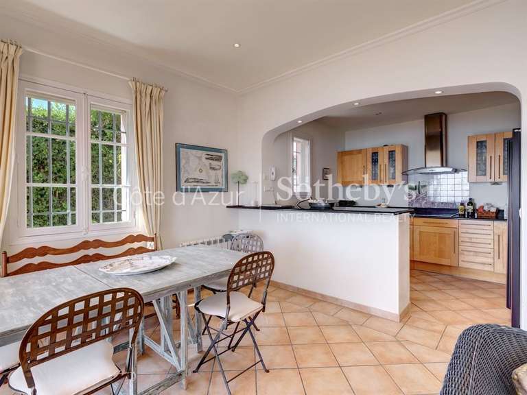 House with Sea view Théoule-sur-Mer - 4 bedrooms - 188m²