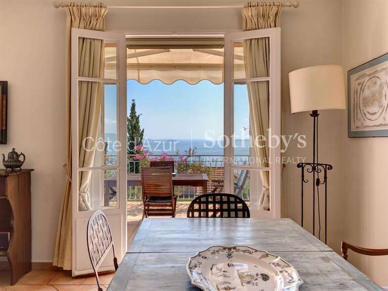 House with Sea view Théoule-sur-Mer - 4 bedrooms - 188m²