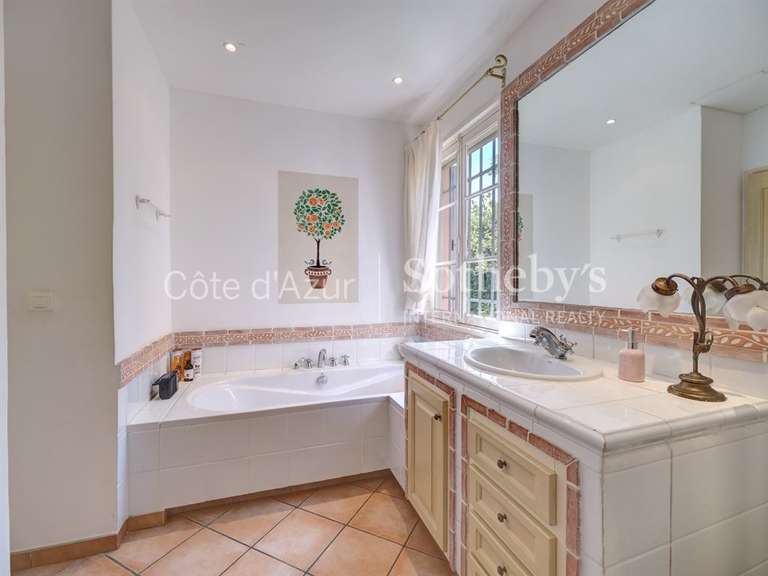 House with Sea view Théoule-sur-Mer - 4 bedrooms - 188m²