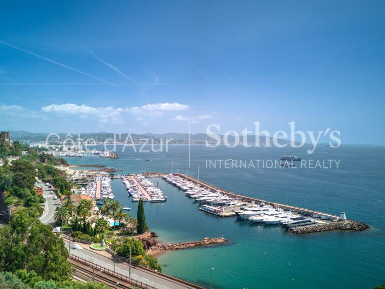 Maison Théoule-sur-Mer - 4 chambres - 188m²