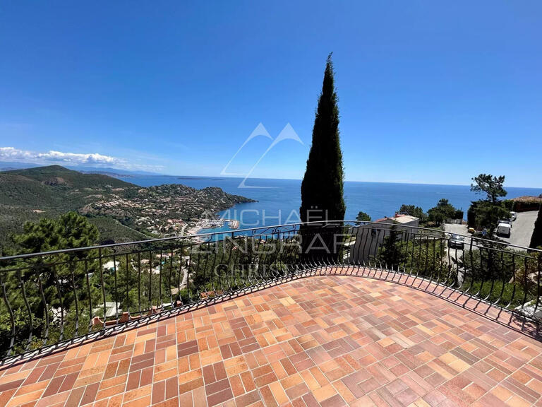 Maison Théoule-sur-Mer - 4 chambres - 231m²