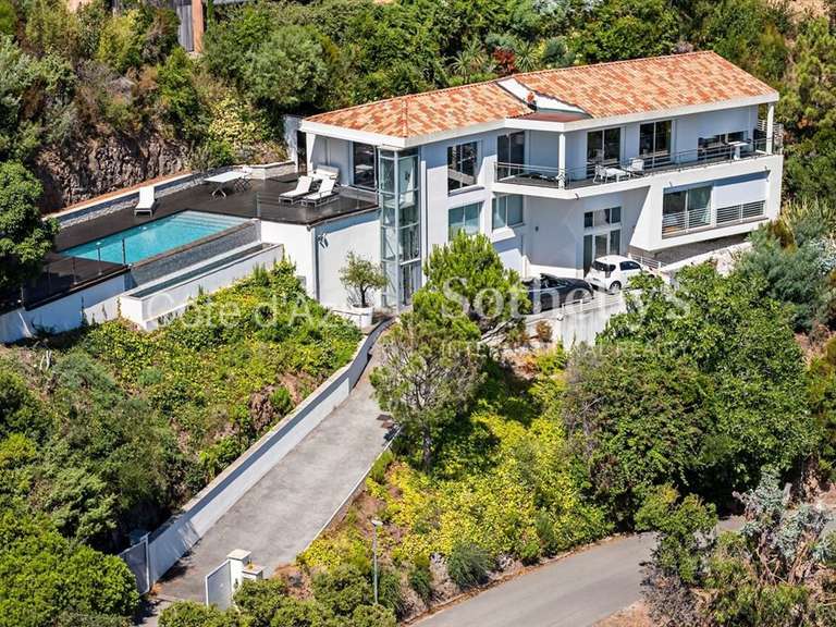 House with Sea view Théoule-sur-Mer - 3 bedrooms - 310m²