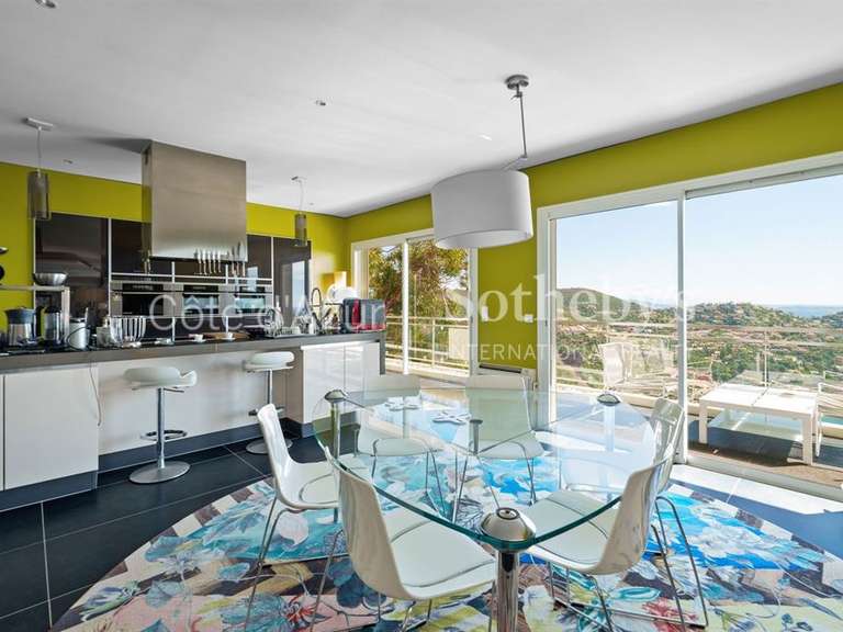 House with Sea view Théoule-sur-Mer - 3 bedrooms - 310m²