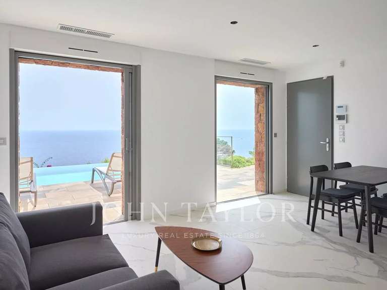 House with Sea view Théoule-sur-Mer - 7 bedrooms - 340m²