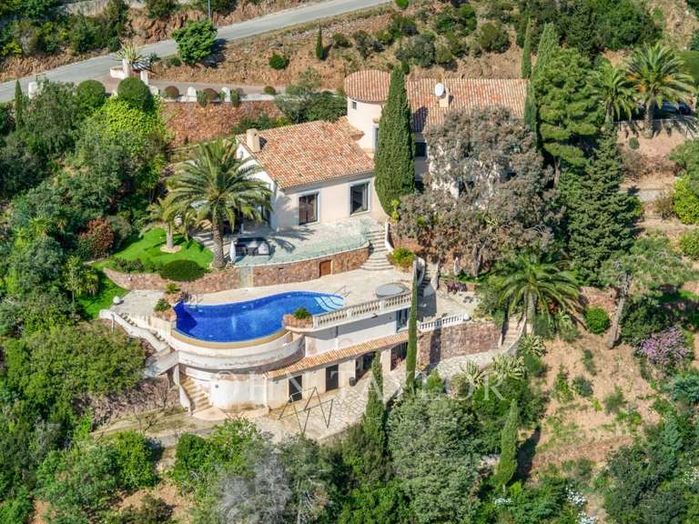 House with Sea view Théoule-sur-Mer - 4 bedrooms - 268m²