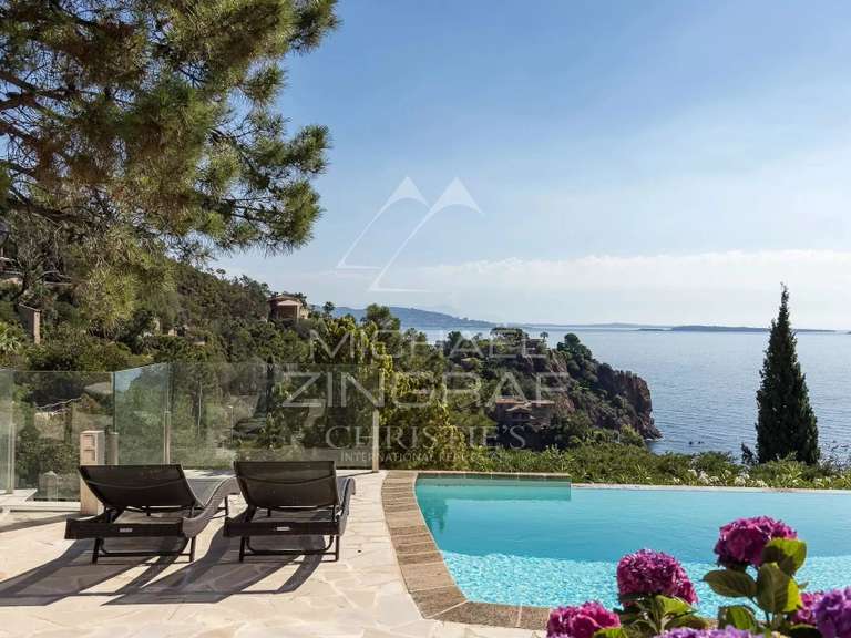 House Théoule-sur-Mer - 6 bedrooms - 301m²