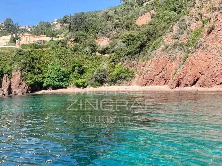 House Théoule-sur-Mer - 6 bedrooms - 301m²