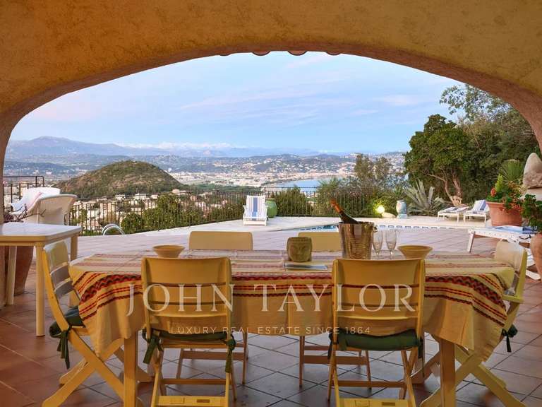 House Théoule-sur-Mer - 3 bedrooms - 315m²