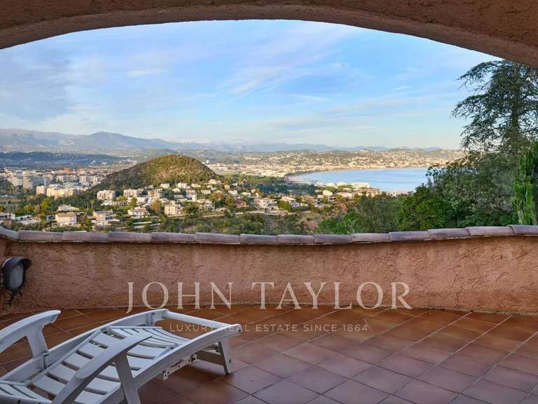 House Théoule-sur-Mer - 3 bedrooms - 315m²