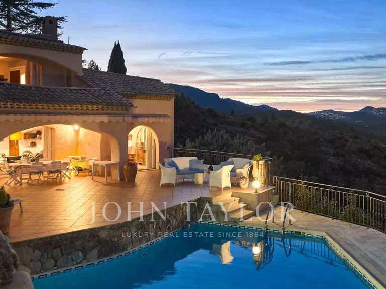 House Théoule-sur-Mer - 3 bedrooms - 315m²