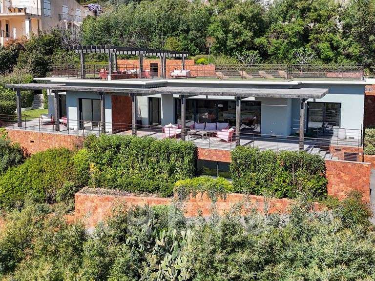 Maison Théoule-sur-Mer - 5 chambres - 240m²