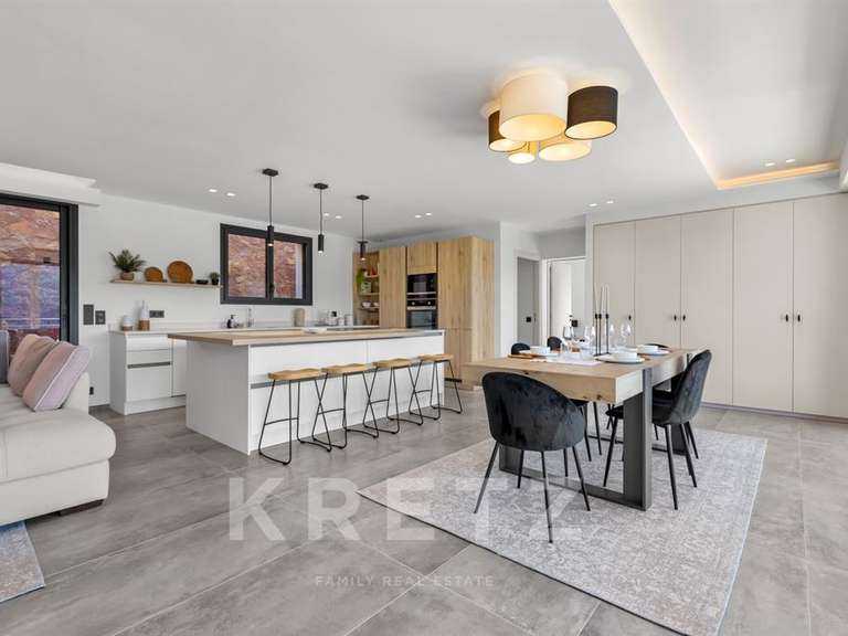 Maison Théoule-sur-Mer - 5 chambres - 240m²