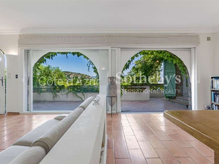 Maison avec Vue sur mer Théoule-sur-Mer - 5 chambres - 180m²