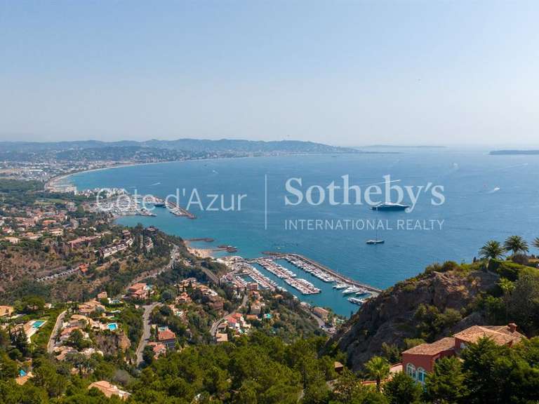 Maison Théoule-sur-Mer - 5 chambres - 250m²
