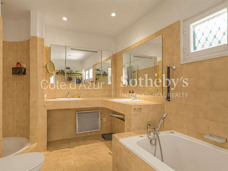 Maison Théoule-sur-Mer - 4 chambres - 220m²