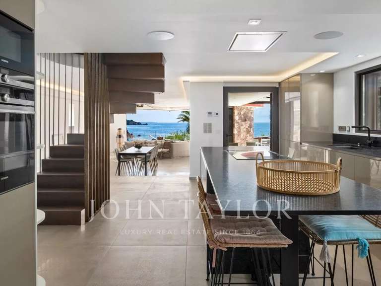 Propriété Théoule-sur-Mer - 9 chambres - 420m²