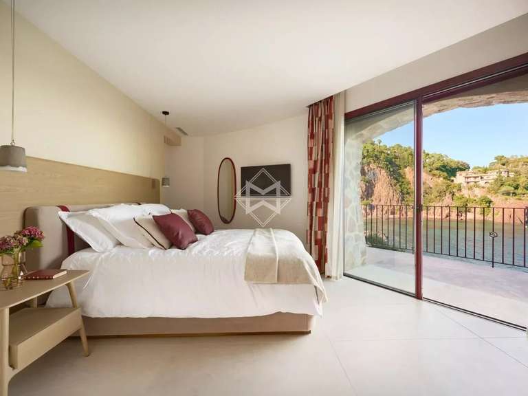 Propriété Théoule-sur-Mer - 5 chambres - 400m²