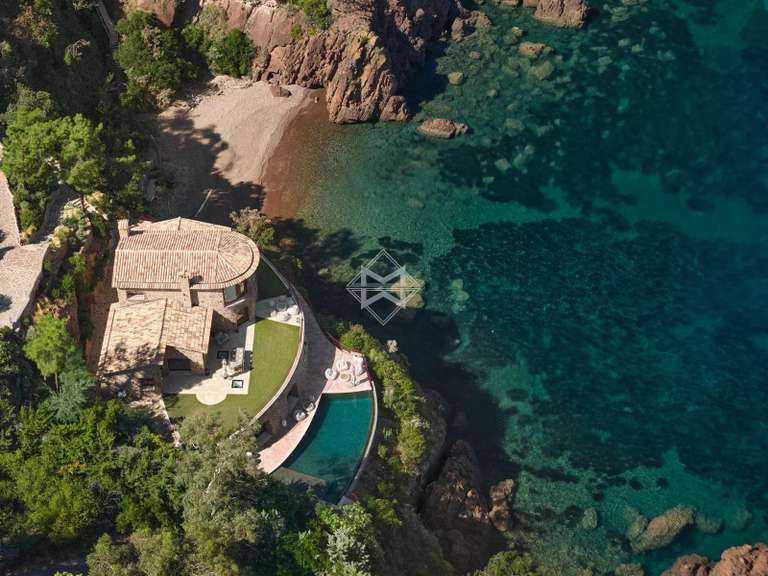 Propriété Théoule-sur-Mer - 5 chambres - 400m²