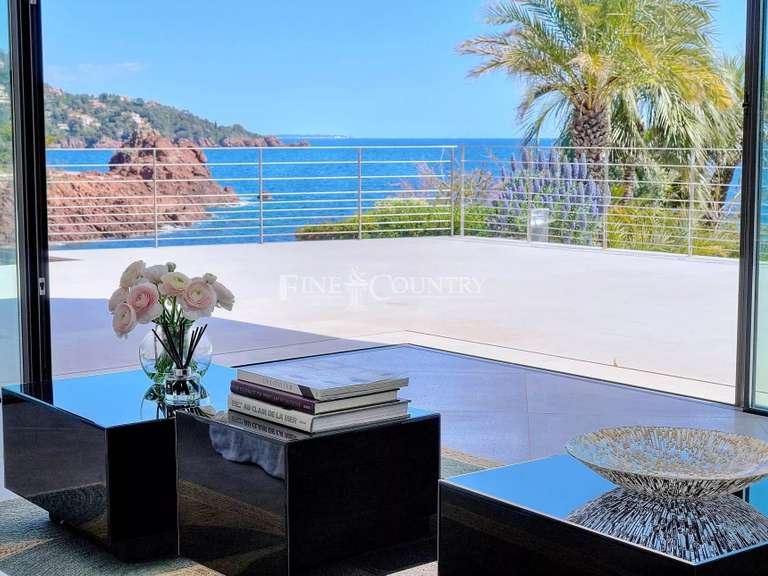 Property Théoule-sur-Mer - 9 bedrooms - 417m²