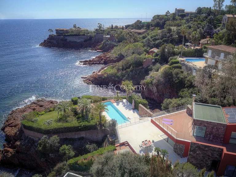 Property Théoule-sur-Mer - 9 bedrooms - 417m²