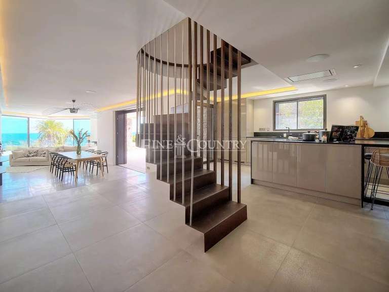 Property Théoule-sur-Mer - 9 bedrooms - 417m²