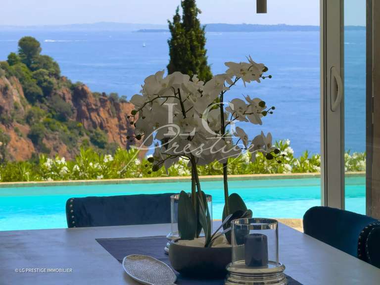 Villa Théoule-sur-Mer - 5 chambres - 261m²