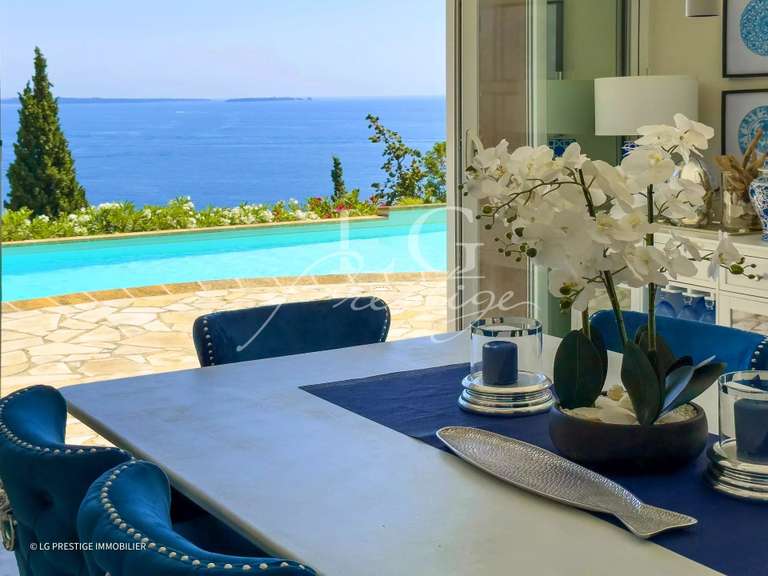 Villa with Sea view Théoule-sur-Mer - 5 bedrooms - 261m²