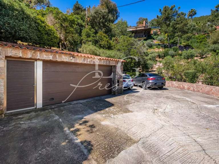 Villa with Sea view Théoule-sur-Mer - 5 bedrooms - 261m²