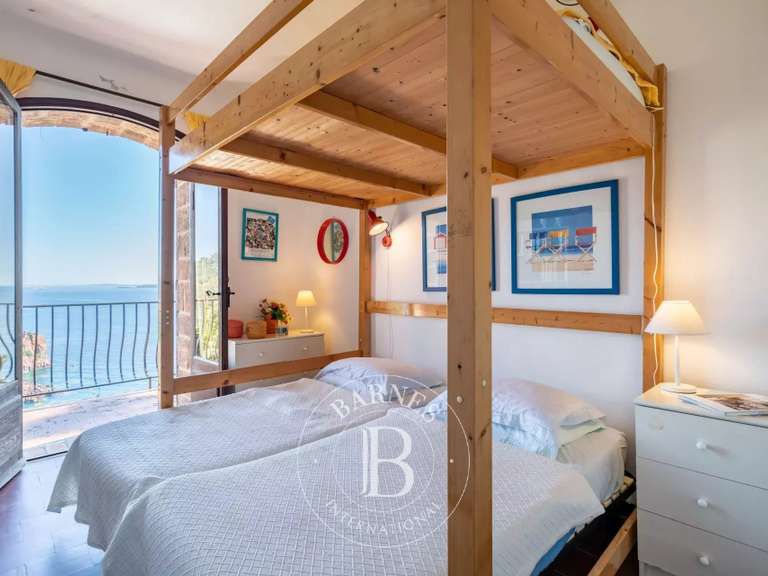 Villa Théoule-sur-Mer - 7 bedrooms - 212m²
