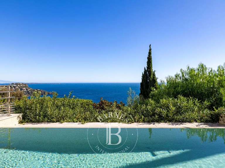 Villa Théoule-sur-Mer - 4 bedrooms - 231m²