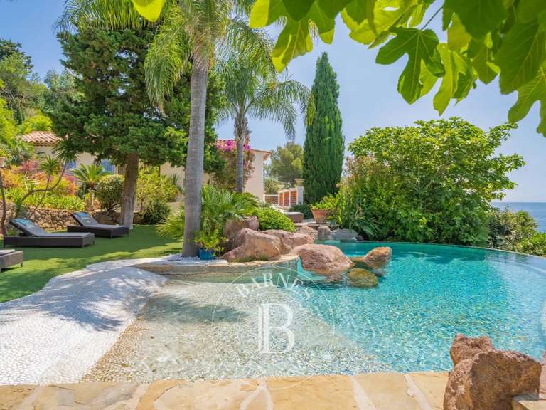 Villa Théoule-sur-Mer - 6 bedrooms - 300m²