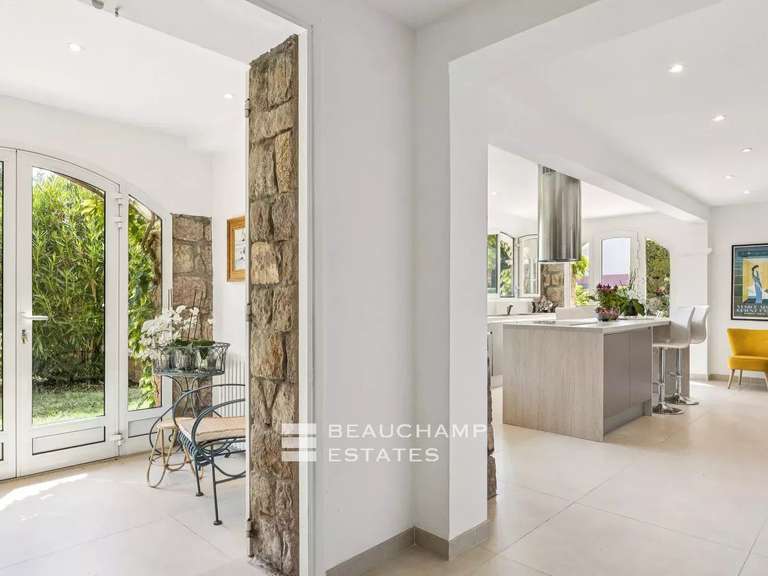 Villa Théoule-sur-Mer - 5 chambres - 196m²
