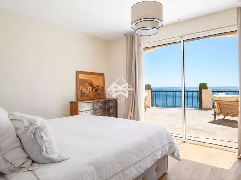 Villa with Sea view Théoule-sur-Mer - 6 bedrooms - 377m²