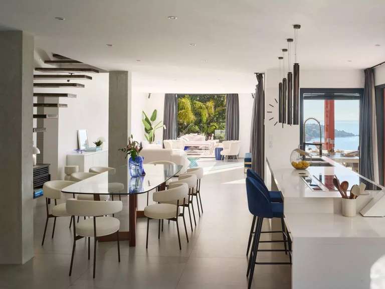 Villa with Sea view Théoule-sur-Mer - 3 bedrooms - 160m²