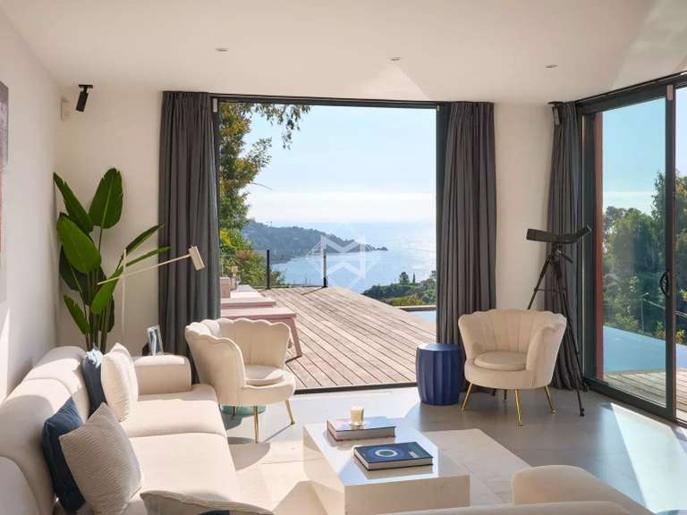 Villa with Sea view Théoule-sur-Mer - 3 bedrooms - 160m²