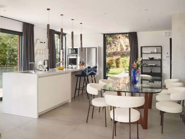 Villa with Sea view Théoule-sur-Mer - 3 bedrooms - 160m²