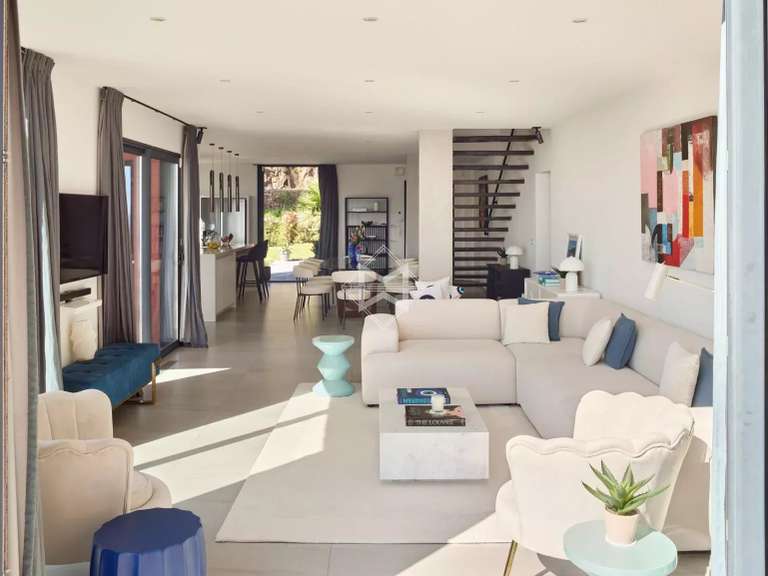 Villa with Sea view Théoule-sur-Mer - 3 bedrooms - 160m²