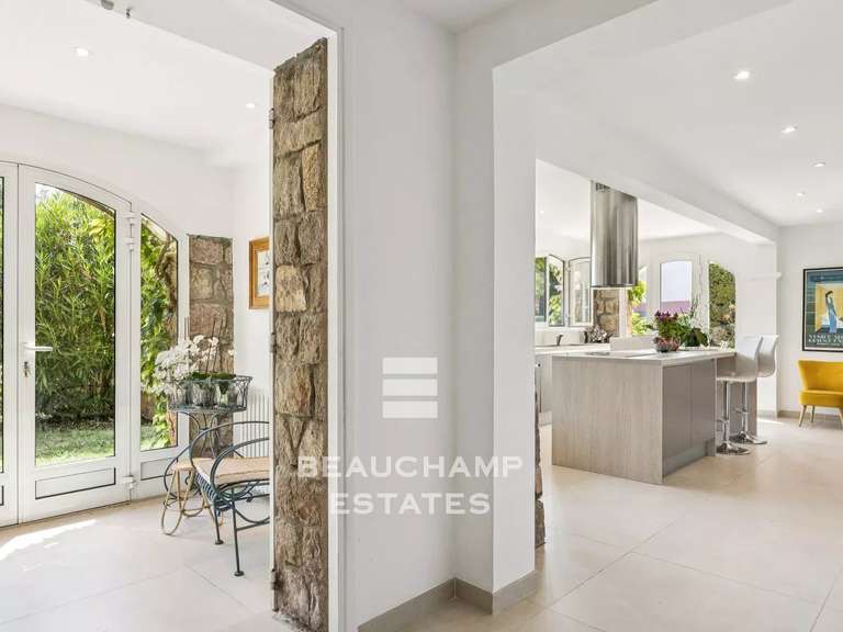 Villa Théoule-sur-Mer - 5 chambres - 206m²
