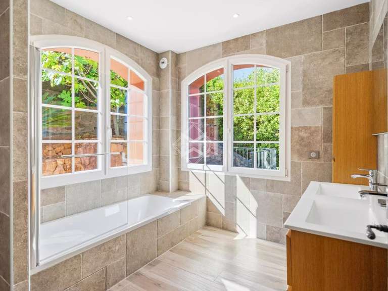 Villa Théoule-sur-Mer - 7 chambres - 174m²