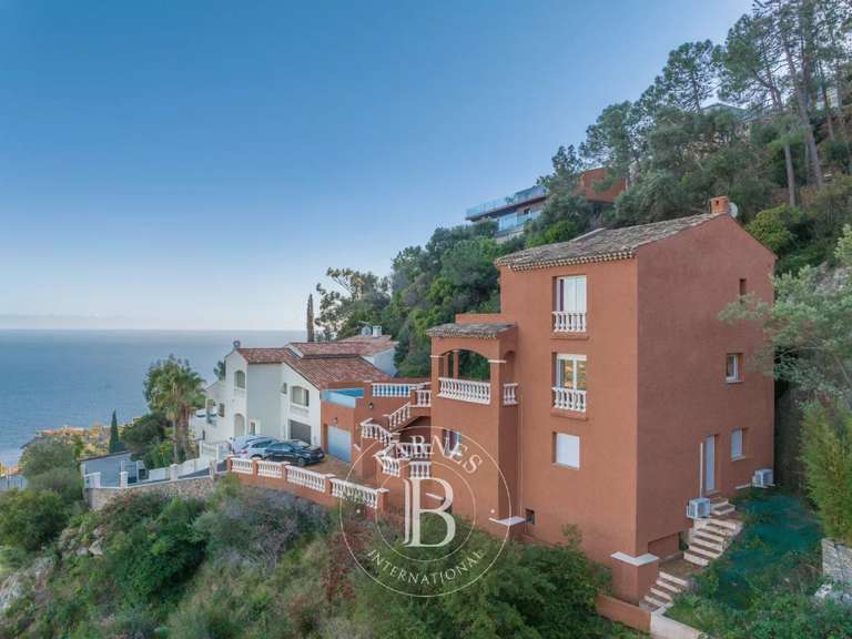 Villa Théoule-sur-Mer - 5 chambres - 320m²