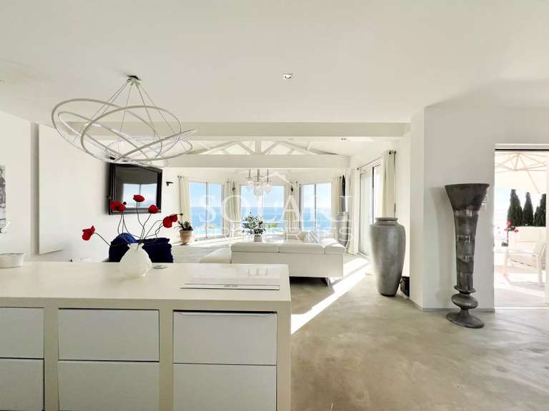 Villa with Sea view Théoule-sur-Mer - 3 bedrooms - 150m²