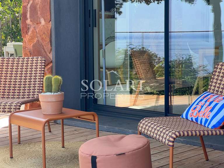 Villa with Sea view Théoule-sur-Mer - 3 bedrooms - 110m²