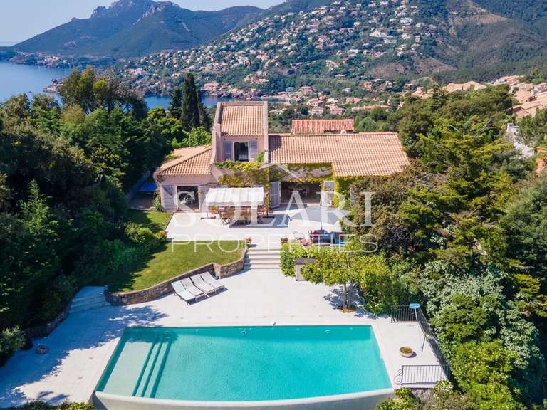 Villa Théoule-sur-Mer - 5 chambres - 225m²