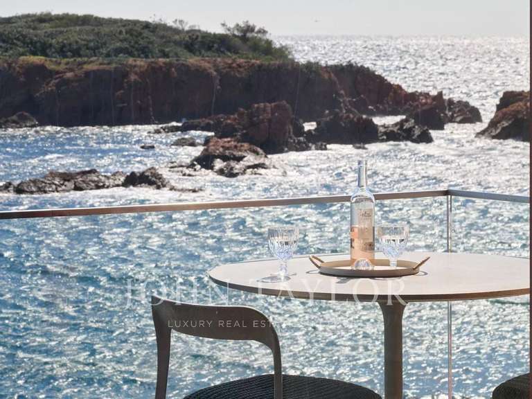 Villa Théoule-sur-Mer - 5 bedrooms - 309m²