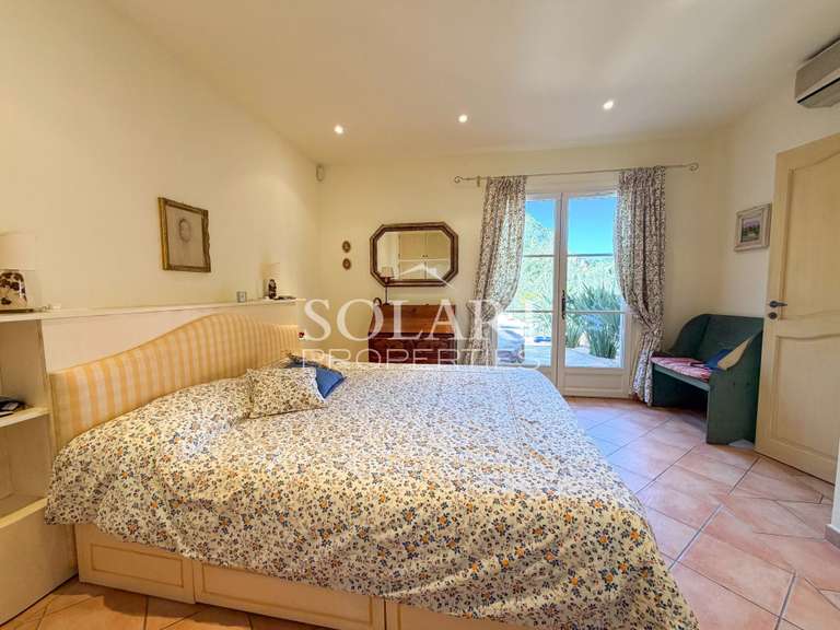 Villa Théoule-sur-Mer - 4 bedrooms - 166m²