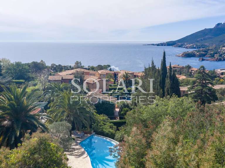 Villa with Sea view Théoule-sur-Mer - 4 bedrooms - 180m²