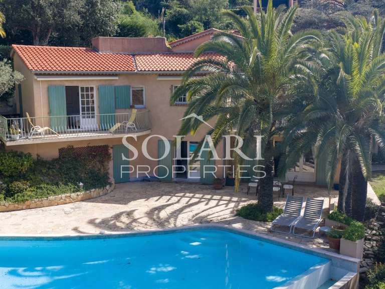 Villa with Sea view Théoule-sur-Mer - 4 bedrooms - 180m²